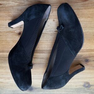 Anyi  Lu suede heels